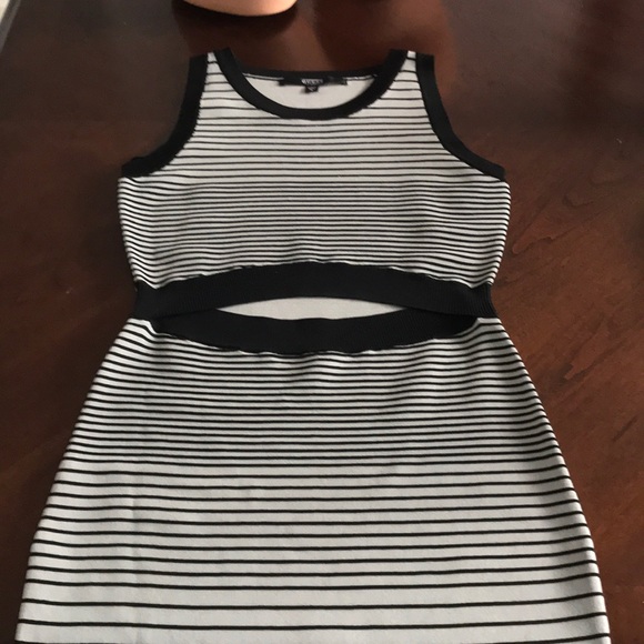 GUESS DRESS - Picture 3 of 7